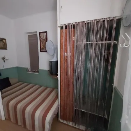 Midi Room, Beach Free Parking, Terrace, Ac, Wifi