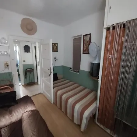Affittacamere Midi Room, Free Parking, Terrace, Ac, Wifi Siófok