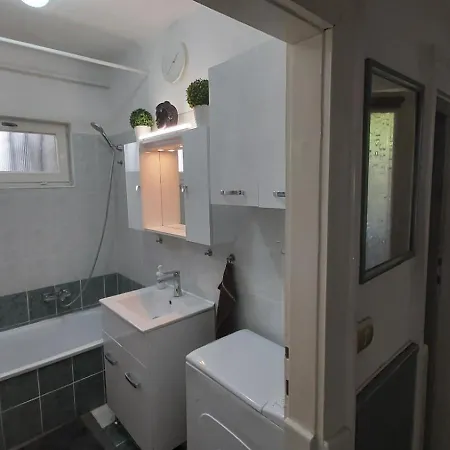 Midi Room, Free Parking, Terrace, Ac, Wifi Affittacamere Siófok