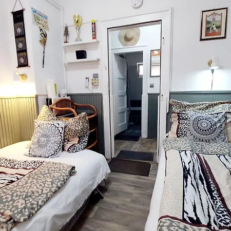 招待所 Midi Room, Free Parking, Terrace, Ac, Wifi 4*