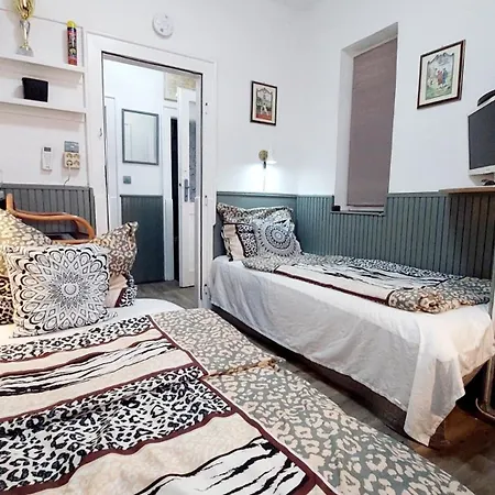 Midi Room, Free Parking, Terrace, Ac, Wifi Affittacamere